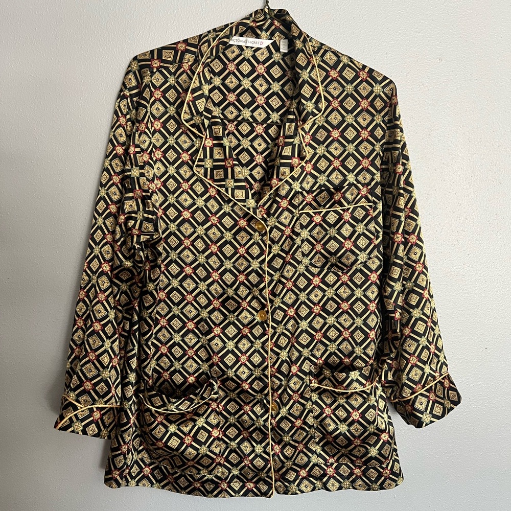 Vintage 1990s Victoria's Secret Black and Gold Patterned Pajama Set